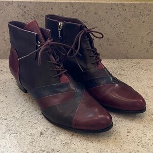 REGARDE LE CIEL Block Heel Bootie with Faux Laces and Inside Zipper Women’s 42